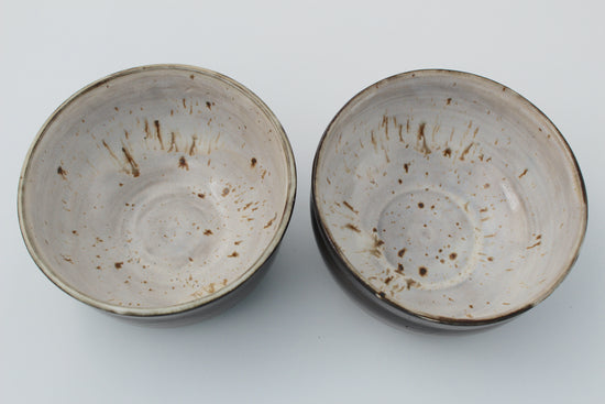 Set of 2 bowls