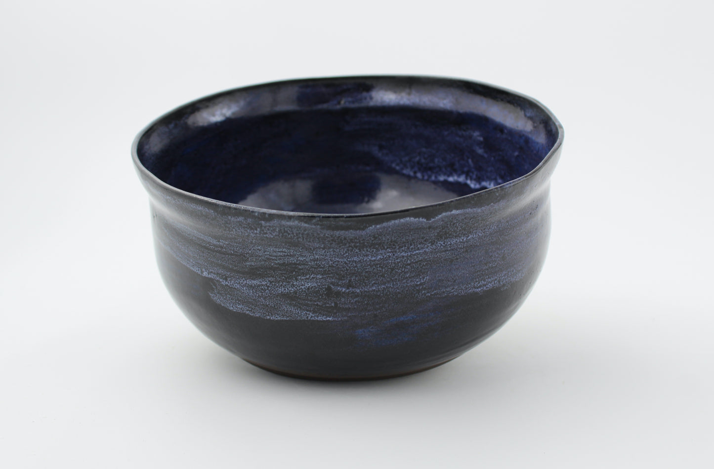 Medium obsidian stoneware bowl