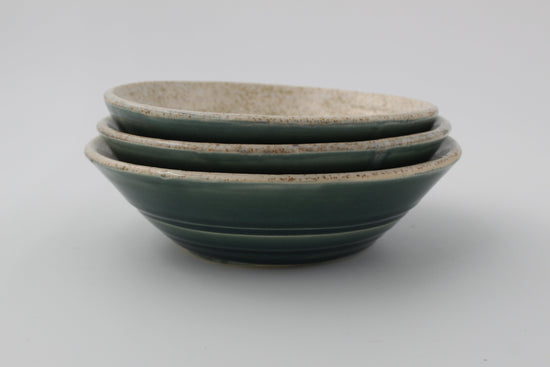 Three speckled nesting bowls