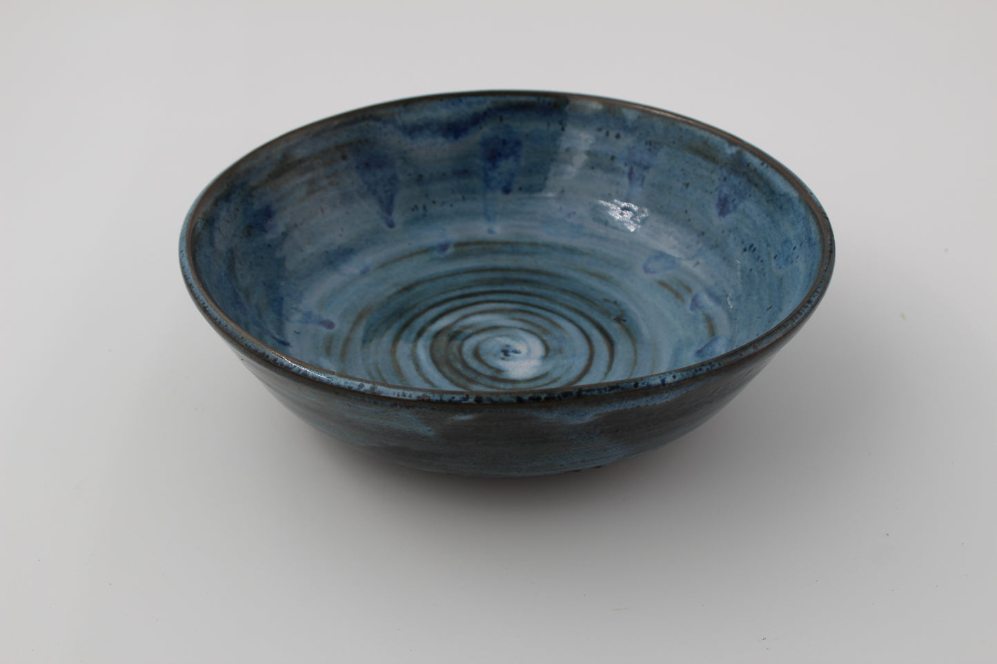 Large serving bowl