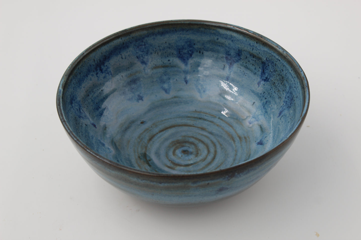 Layered serving bowl