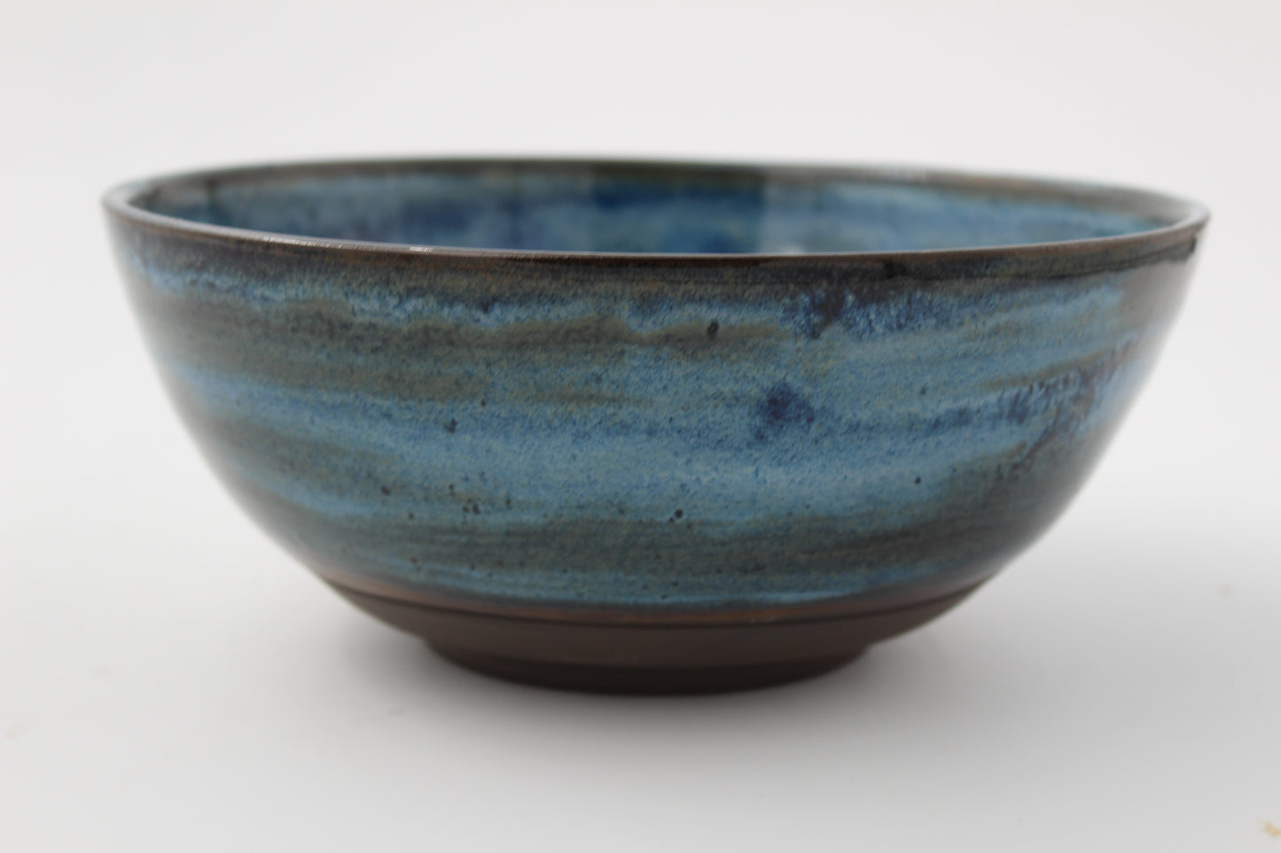 Layered serving bowl